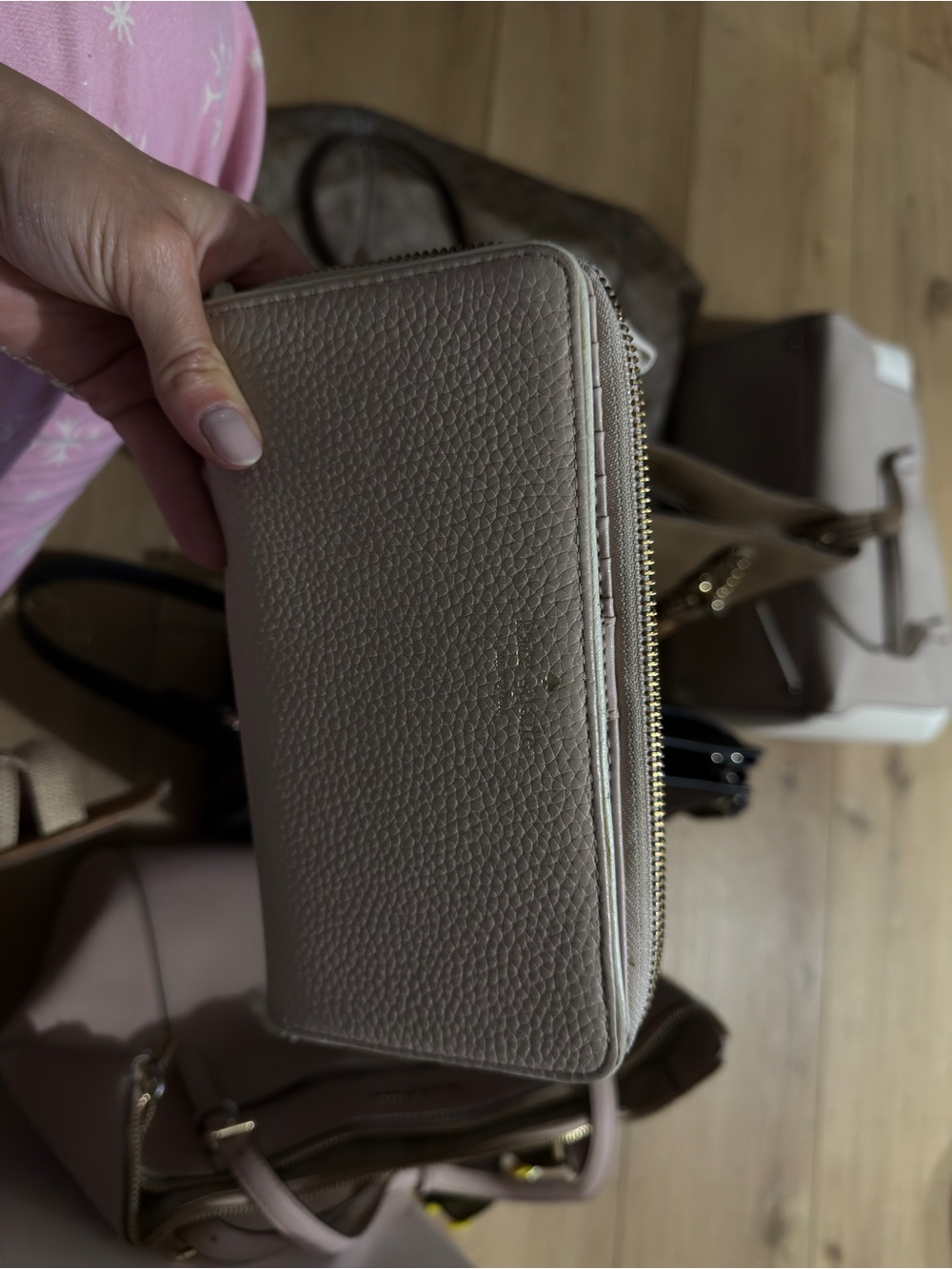 kate spade Taupe Pebbled Leather Zip Wallet with Gold Hardware